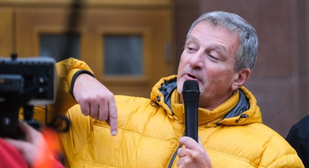 Политик и бизнесмен, телеведущий, основатель и директор клиники и фонда Eurolab Андрей Пальчевский во время интервью, в Киеве, 29 октября 2020 г. Фото УНИАН