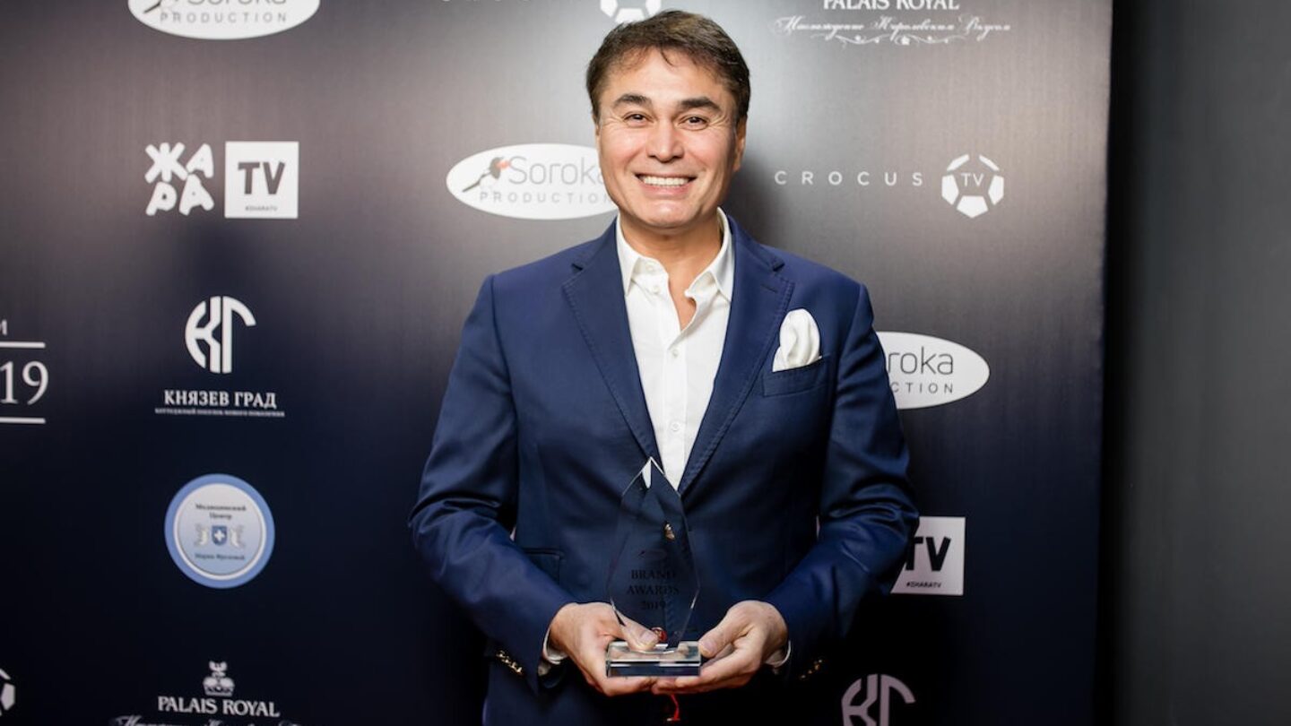 Любовница Арман Давлетьяров — кто она и как выглядит ?