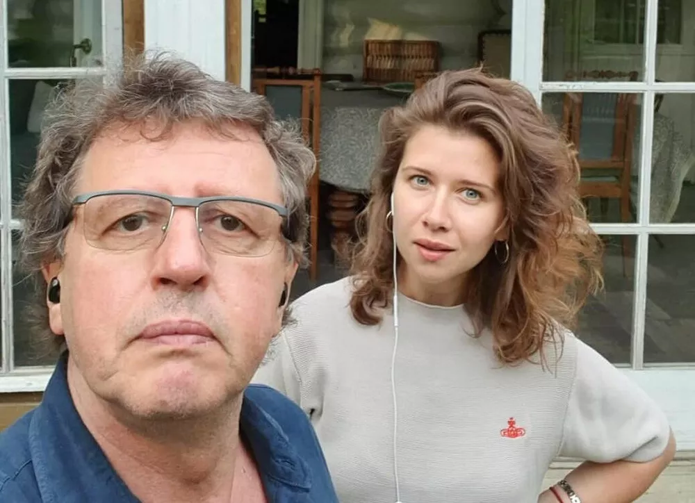 mihail-shirvindt-otmetil-godovshchinu-s-molodoj-zhenoj_58428_cover_1000x724