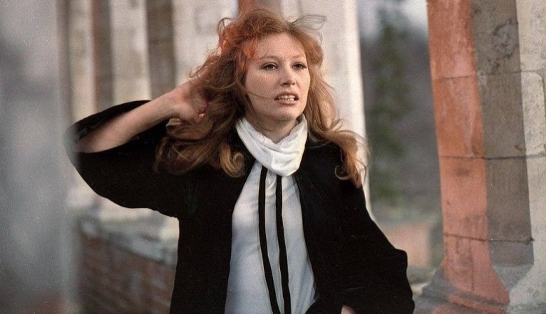 Алла Пугачова В Молодості: путь звезды от первых шагов до триумфа