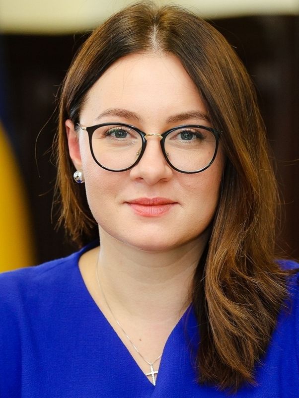 Юлія Свириденко Батьки: біографія, сім’я та професійний шлях