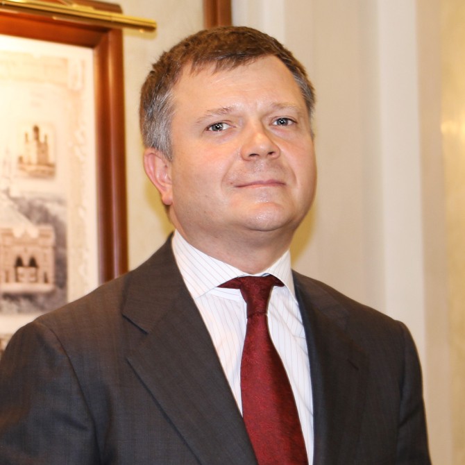 Андрій Єрмак Особисте Життя: Детальний Огляд Біографії, Кар'єри та Приватного Сектора