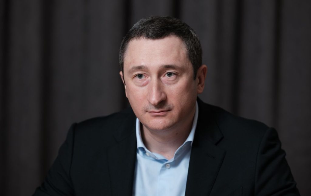 Хто Такий Міндіч: біографія, творчість і особисте життя