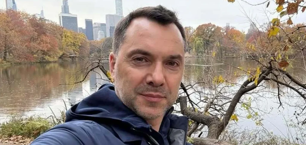 Арестович Где Сейчас Живёт: подробная информация о месте жительства и жизни